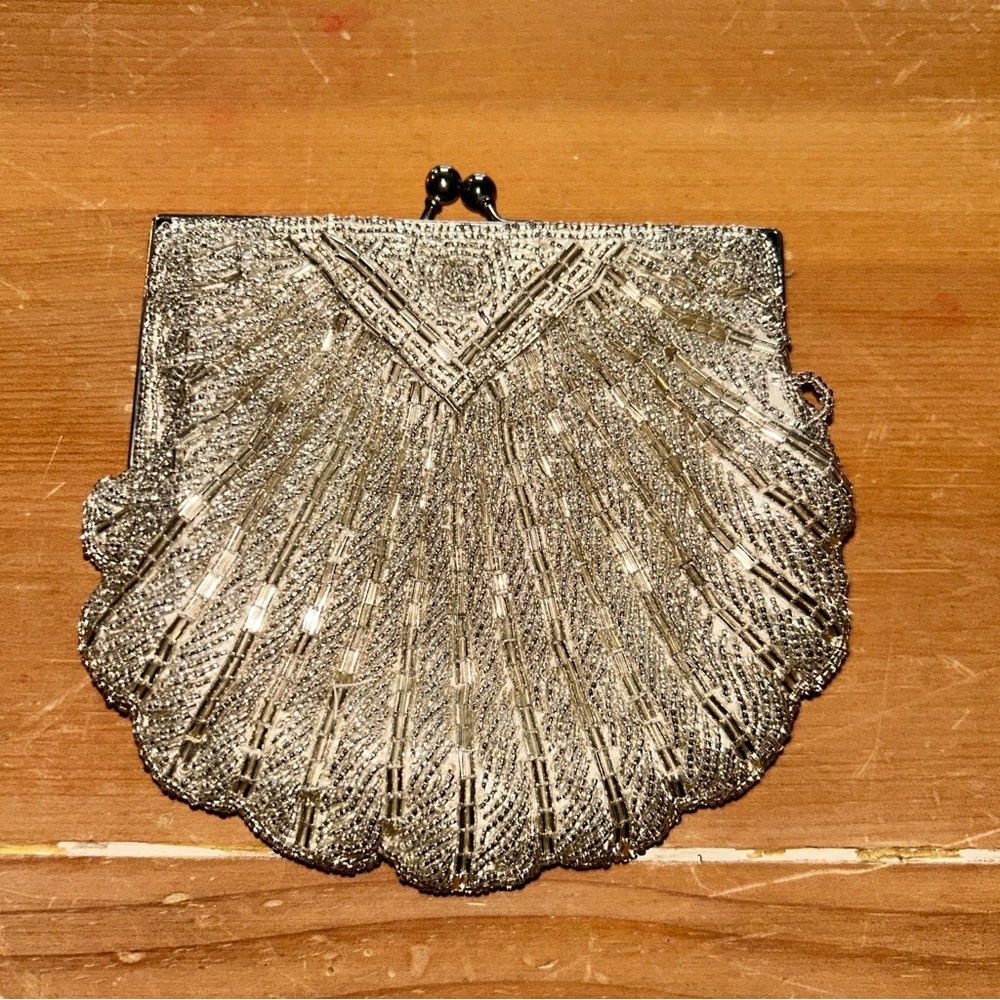 Vintage Elegant Silver Clutch